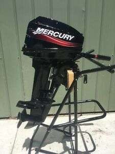 2002 Mercury Tracker 90 HP 4 Cylinder Carbureted 2 Stroke 20" (Long Shaft) Outboard Motor.